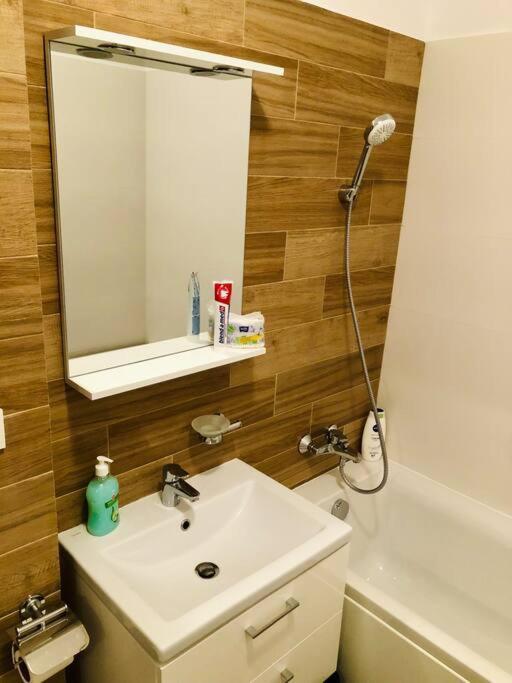 Joy City Stay Vivalia V6B-64 Timisoara Exterior foto